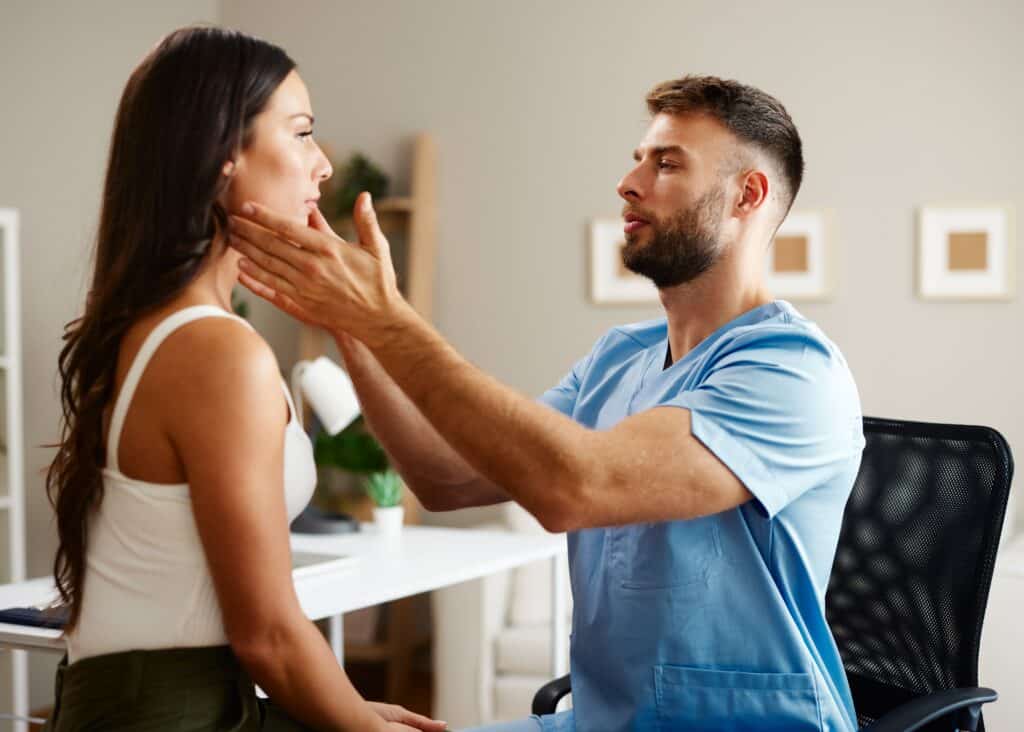 chiropractor for TMJ in Knoxville, TMJ chiropractor in Knoxville, jaw pain relief in Knoxville, TMJ and neck connection
